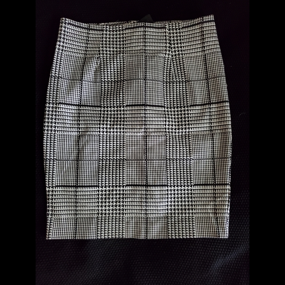 Printed Pencil Skirt
